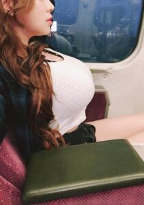 bl555-co-be-hr-vo-rat-tu-con-sot-tu-khoa-la-lung-thang-112025